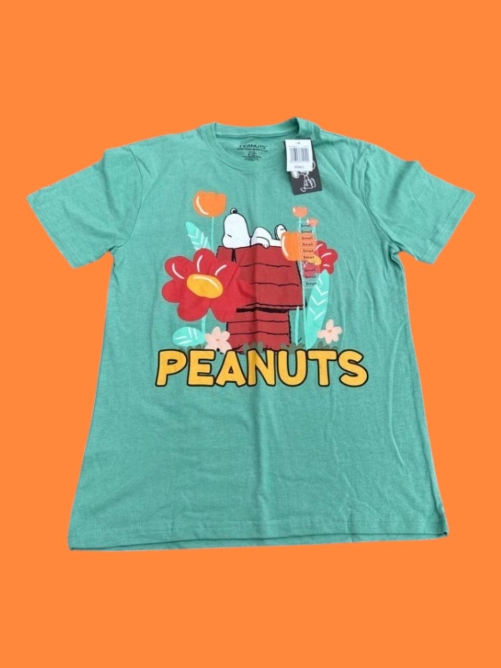 Snoopy Floral Doghouse Peanuts T-shirt Small New